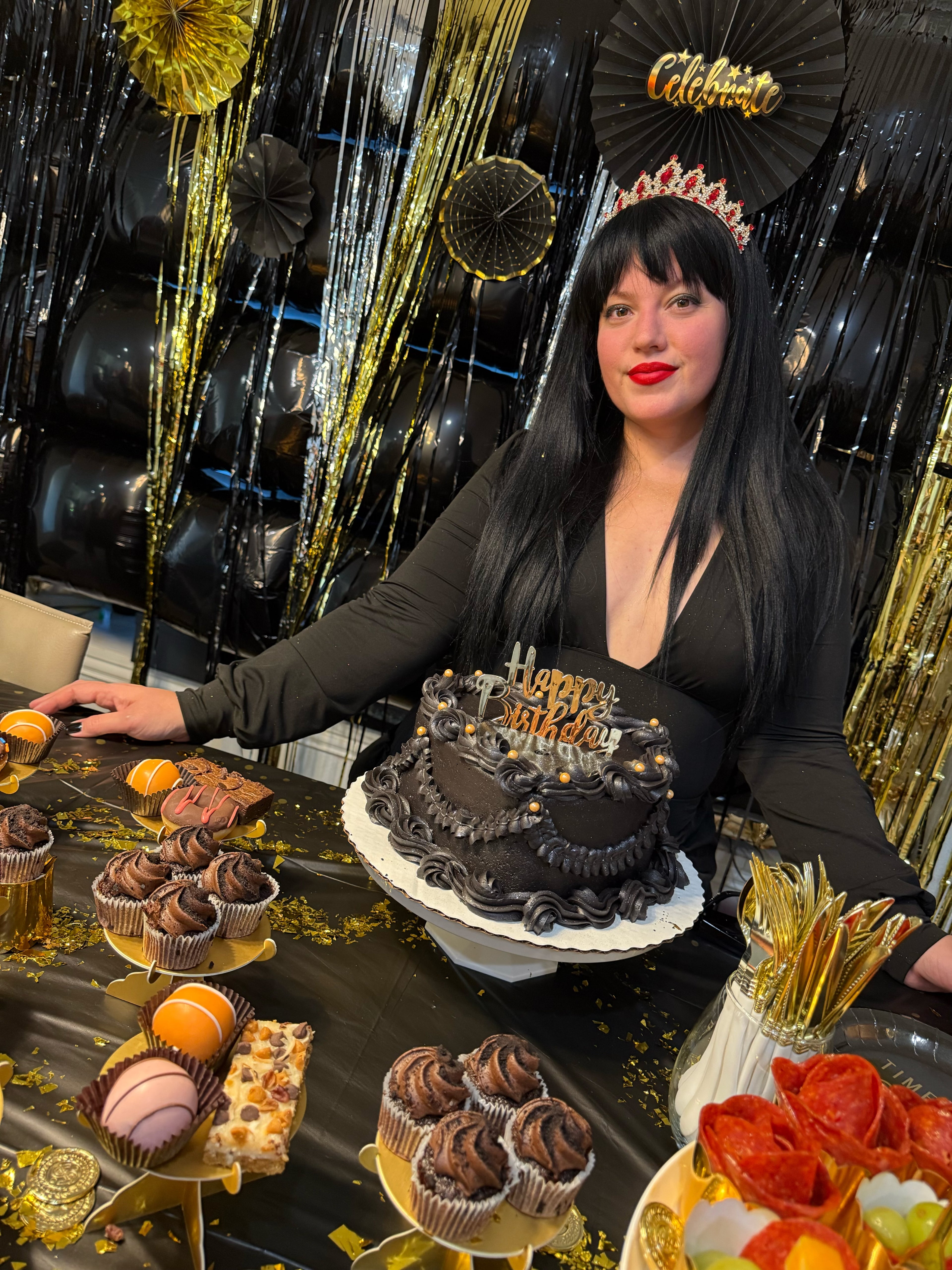 LDM Luxe Voluminous Black Wig · Jet Black Full Volume